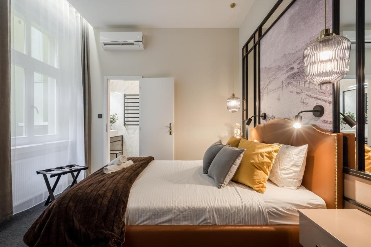 Astoria Boutique Suites- Best Location By Bqa 布达佩斯 外观 照片