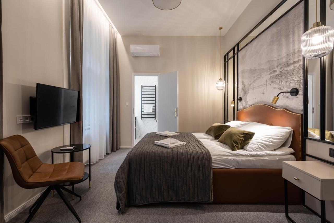 Astoria Boutique Suites- Best Location By Bqa 布达佩斯 外观 照片