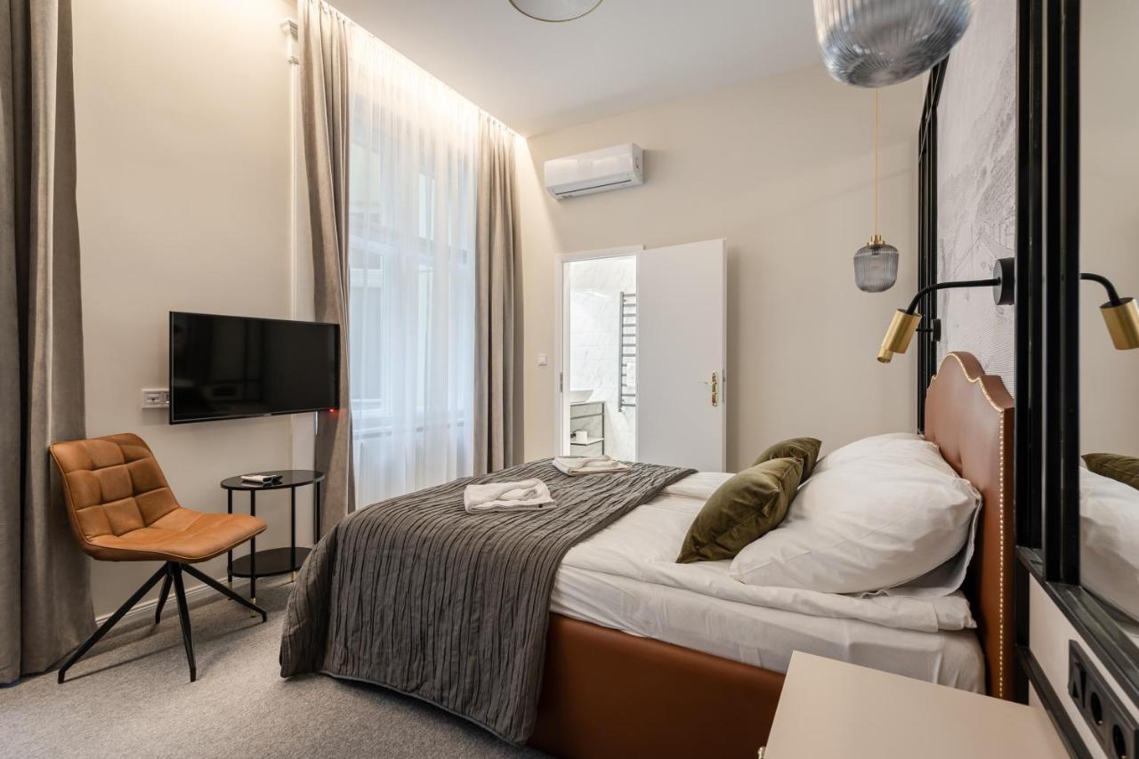Astoria Boutique Suites- Best Location By Bqa 布达佩斯 外观 照片