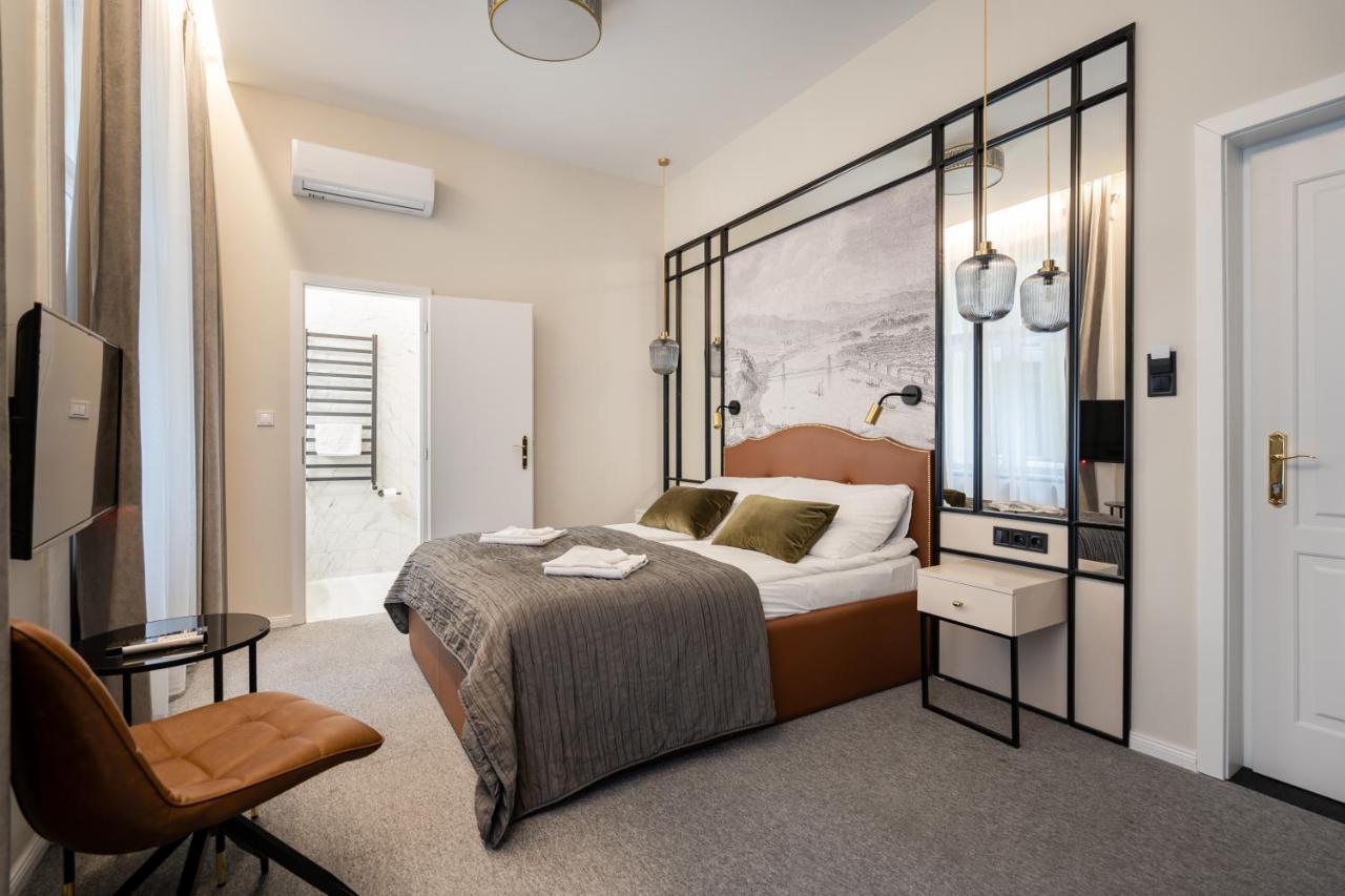Astoria Boutique Suites- Best Location By Bqa 布达佩斯 外观 照片